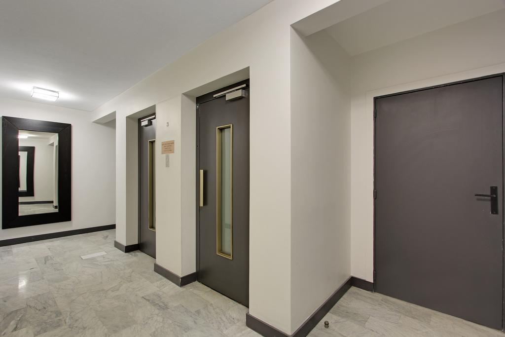 פריז Pick A Flat'S Apartment In Eiffel Tower- Boulevard De Grenelle מראה חיצוני תמונה